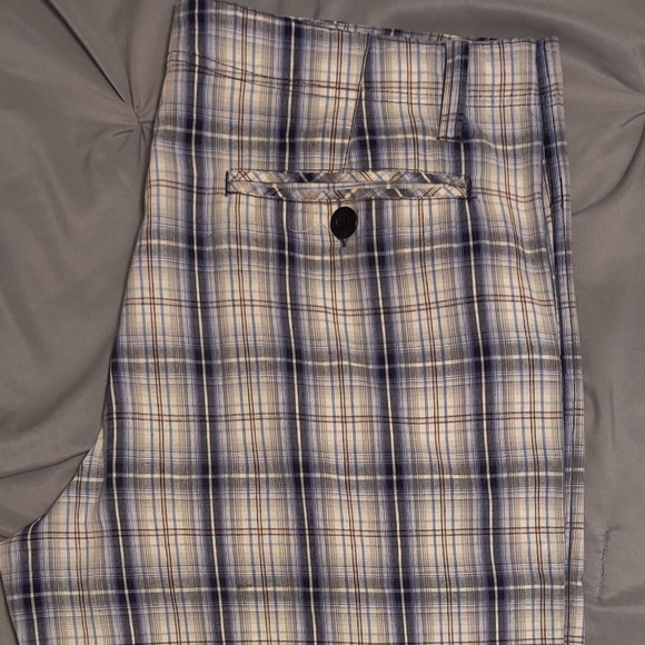 Avirex Mens Plaid Shorts - Picture 3 of 3